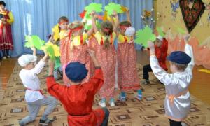 Сценарий за есенния празник „Панаир“ в детската градина