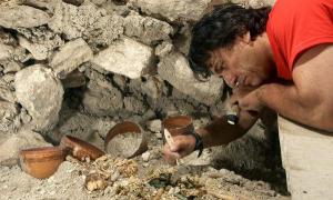 Ένας αρχαιολόγος είναι... Επάγγελμα αρχαιολόγος